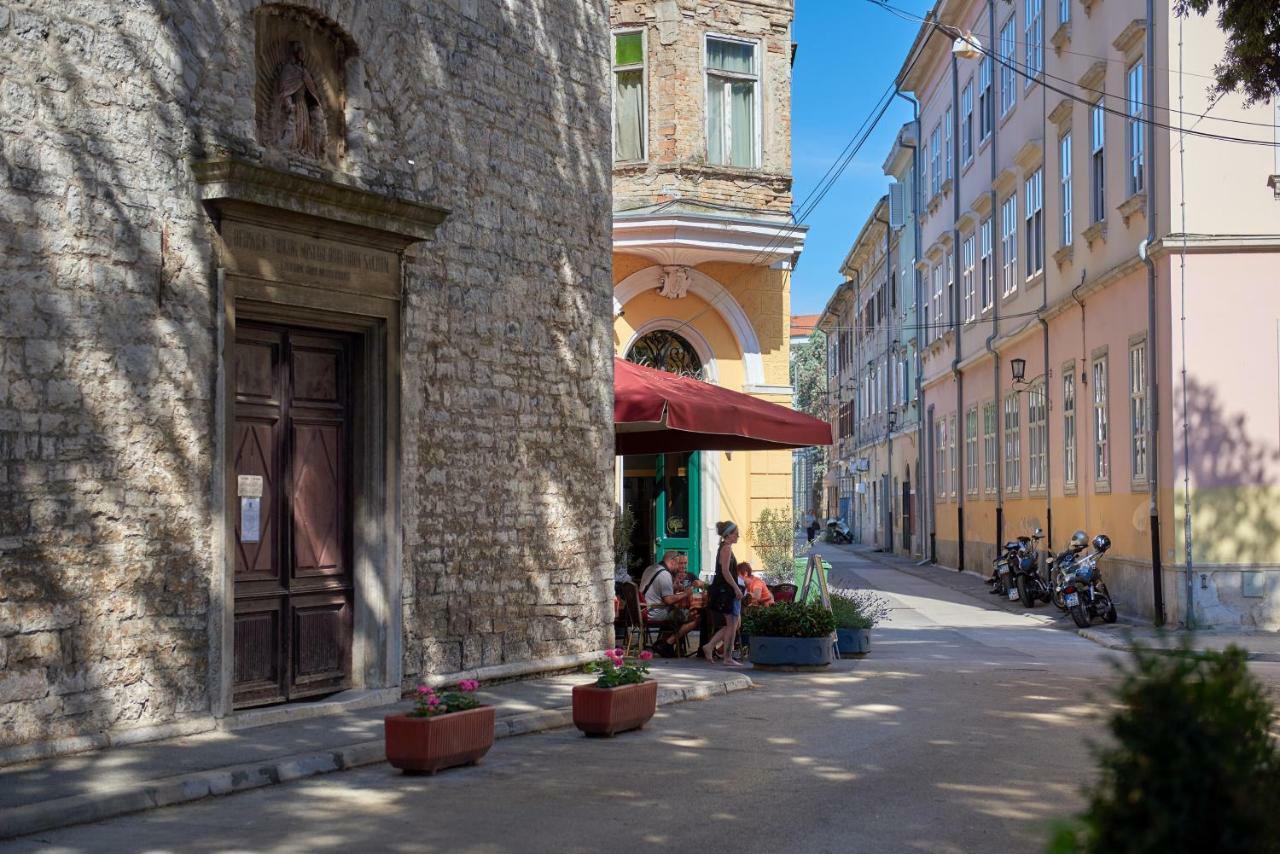 Old City Romanitic Studios 1 With Free Private Parking Pula Exterior foto